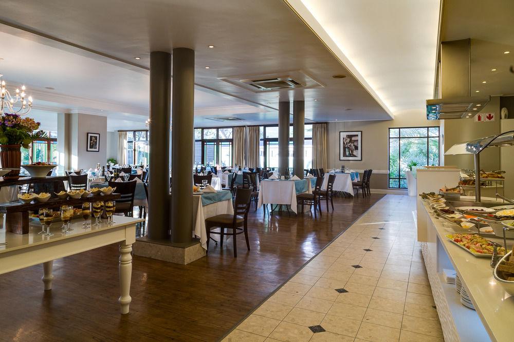 Protea Hotel By Marriott George King George Exterior photo