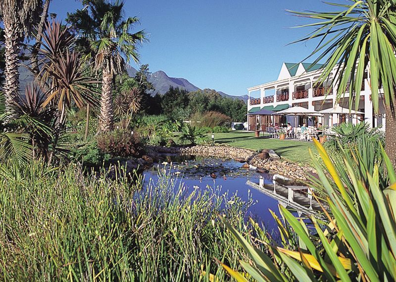 Protea Hotel By Marriott George King George Exterior photo